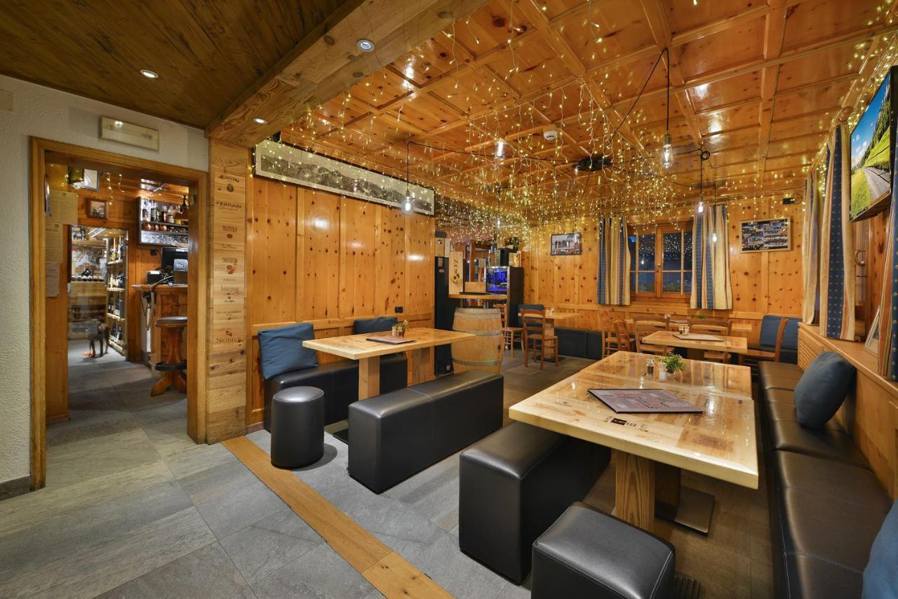 圣乔瓦尼酒店 利维尼奥 外观 照片