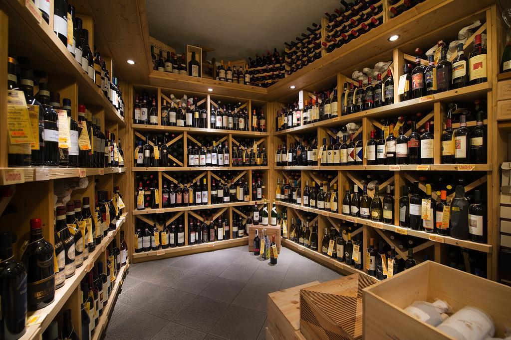 圣乔瓦尼酒店 利维尼奥 外观 照片